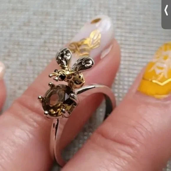New Cite Delicate Bee Holding Zircon Silver Open Ring - Picture 3 of 10